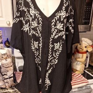 f Catherines Embroidered Black and White Women's Top Size 3X